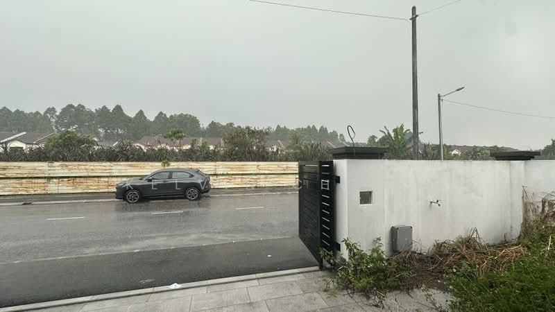 Semi-Detached House for Rent in Klebang Ria (Chemor) - Kelvin Chong - Exterior - PropertyGuru.com.my