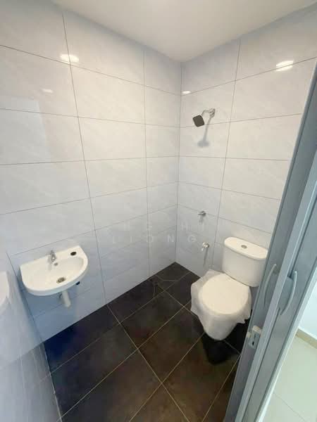 2-storey Terraced House for Sale in Taman Damai Jaya (Skudai) - Loong Hing Liong - Bathroom - PropertyGuru.com.my