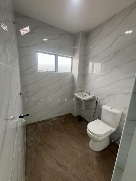 2-storey Terraced House for Sale in Bandar Selesa Jaya (Skudai) - Jennifer Ng - Bathroom - PropertyGuru.com.my