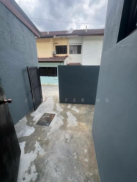 2-storey Terraced House for Sale in Bandar Selesa Jaya (Skudai) - Jennifer Ng - Exterior - PropertyGuru.com.my