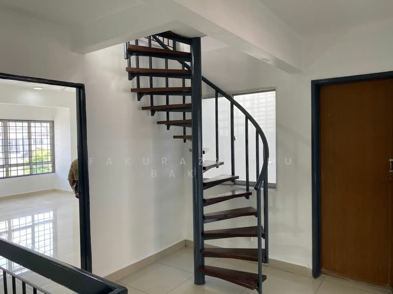 2.5-storey Terraced House for Sale in Bandar Country Homes (Rawang) - Fakurazy Abu Bakar - Interior - PropertyGuru.com.my