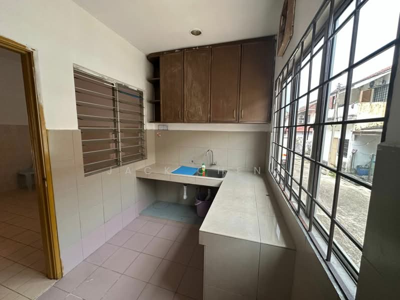 2-storey Terraced House for Sale in Desa Coalfields (Ijok) - Jack Cheng - Kitchen - PropertyGuru.com.my