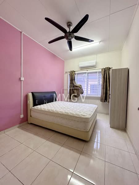 2-storey Terraced House for Sale in Setia Alam (Selangor) - Kenny Chan - Bedroom - PropertyGuru.com.my