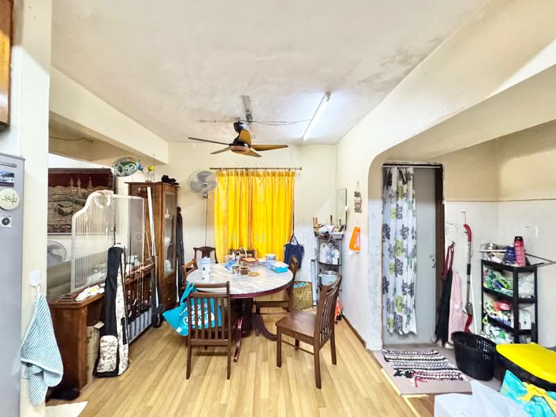 3-storey Terraced House for Sale in Taman Bukit Teratai (Ampang) - Aqillah Razali - PropertyGuru.com.my