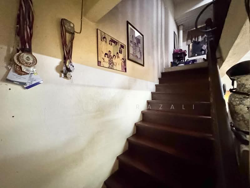 3-storey Terraced House for Sale in Taman Bukit Teratai (Ampang) - Aqillah Razali - PropertyGuru.com.my