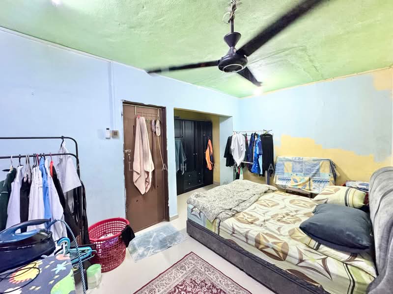 3-storey Terraced House for Sale in Taman Bukit Teratai (Ampang) - Aqillah Razali - PropertyGuru.com.my