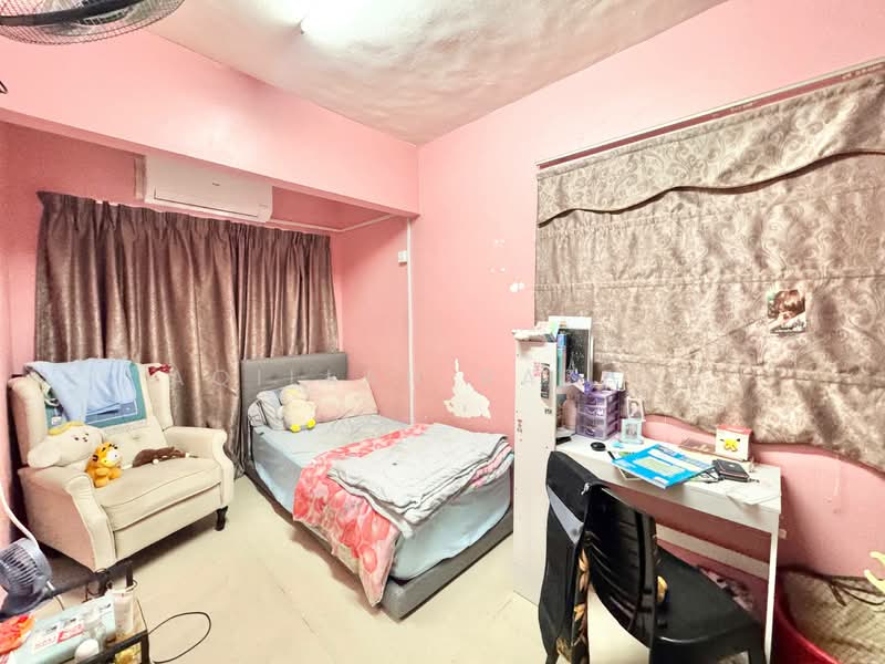 3-storey Terraced House for Sale in Taman Bukit Teratai (Ampang) - Aqillah Razali - PropertyGuru.com.my