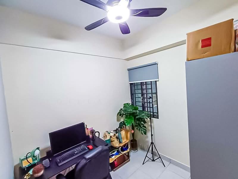 Apartment for Sale at Pangsapuri Damai - Aqillah Razali - Study - PropertyGuru.com.my