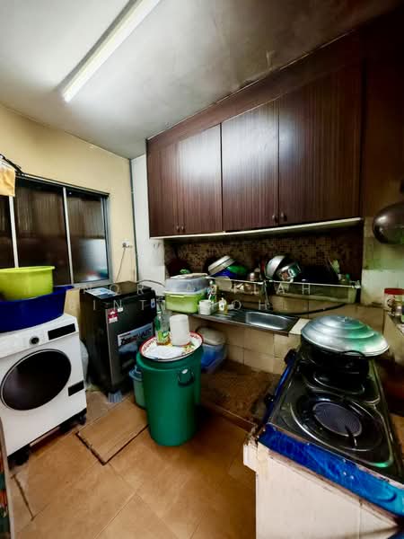 Endlot, 2 Storey Terrace, Jalan Cecawi, Kota Damansara untuk Untuk Dijual - RM 830,000, Apr 2026 - Kitchen - PropertyGuru.com.my