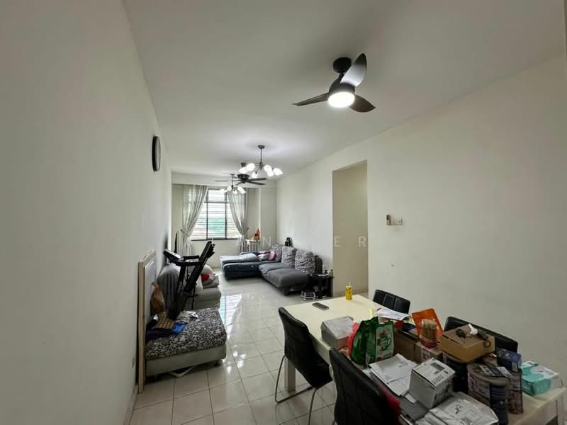 Indah Court Apartment untuk Untuk Dijual - RM 380,000, Apr 2026 - Living Room - PropertyGuru.com.my