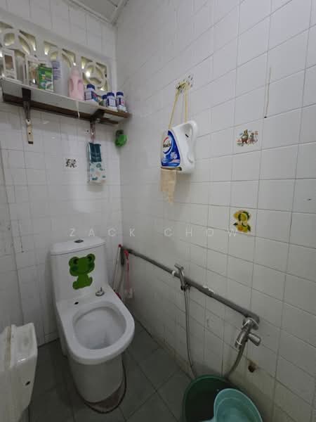 Saleng untuk Untuk Dijual - RM 288,000, Apr 2026 - Bathroom - PropertyGuru.com.my