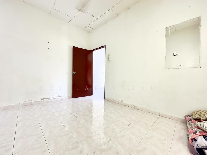Semi-Detached House for Sale in Taman Desa Bukit Permata (Kapar) - Aqillah Razali - PropertyGuru.com.my