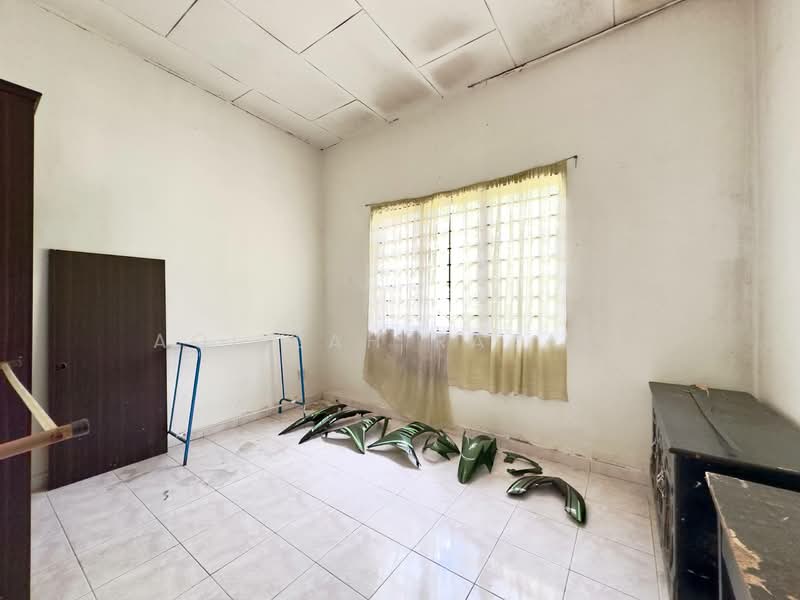 Semi-Detached House for Sale in Taman Desa Bukit Permata (Kapar) - Aqillah Razali - PropertyGuru.com.my