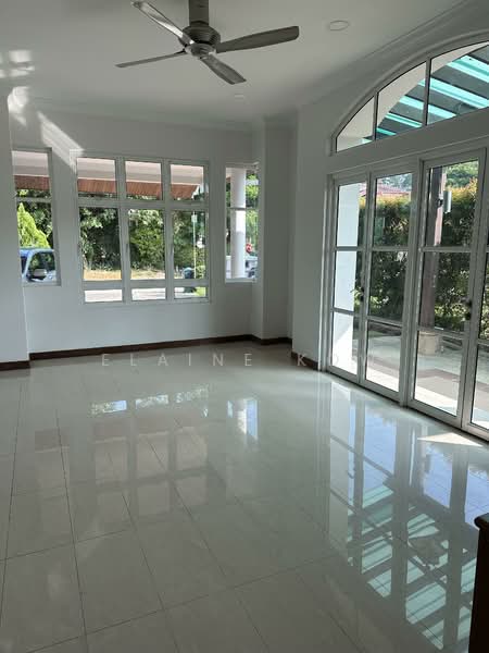 Rumah Banglo untuk Dijual di Sierramas (Sungai Buloh) - Elaine Kow - Living Room - PropertyGuru.com.my