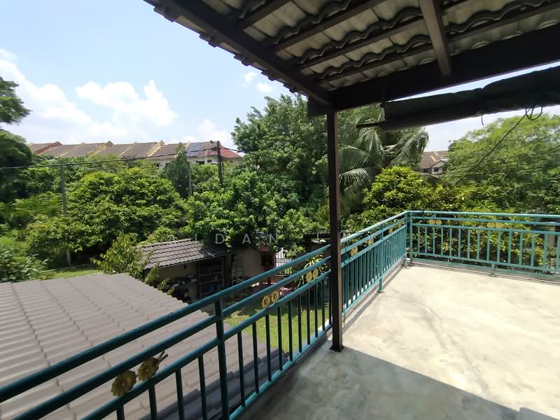 Taman Seri Putra 2 untuk Untuk Dijual - RM 1,090,000, Apr 2026 - Balcony - PropertyGuru.com.my