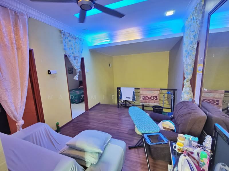 Semi-Detached House for Sale in Taman Jelok Impian (Kajang) - Nadzmie Nasir - Living Room - PropertyGuru.com.my