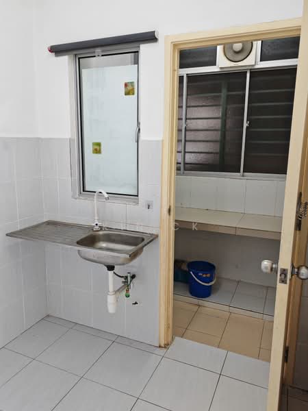 Condominium for Rent at Residensi Puchongmas - Kin CK - Kitchen - PropertyGuru.com.my