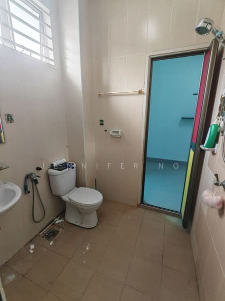 Rumah Teres 2 Tingkat untuk Dijual di Taman Nusa Bestari 2 (Iskandar Puteri (Nusajaya)) - Jennifer Ng - Bathroom - PropertyGuru.com.my