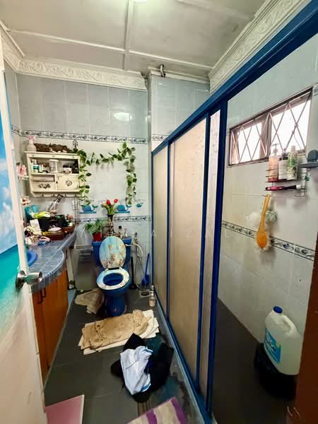 Rumah Teres 2 Tingkat untuk Dijual di Taman Desaria (Petaling Jaya) - Ai Faizal - Bathroom - PropertyGuru.com.my