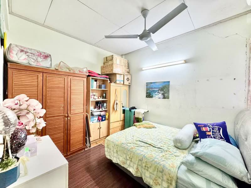 Kondominium untuk Dijual di Waizuri 2 - Zahier Firza - Bedroom - PropertyGuru.com.my