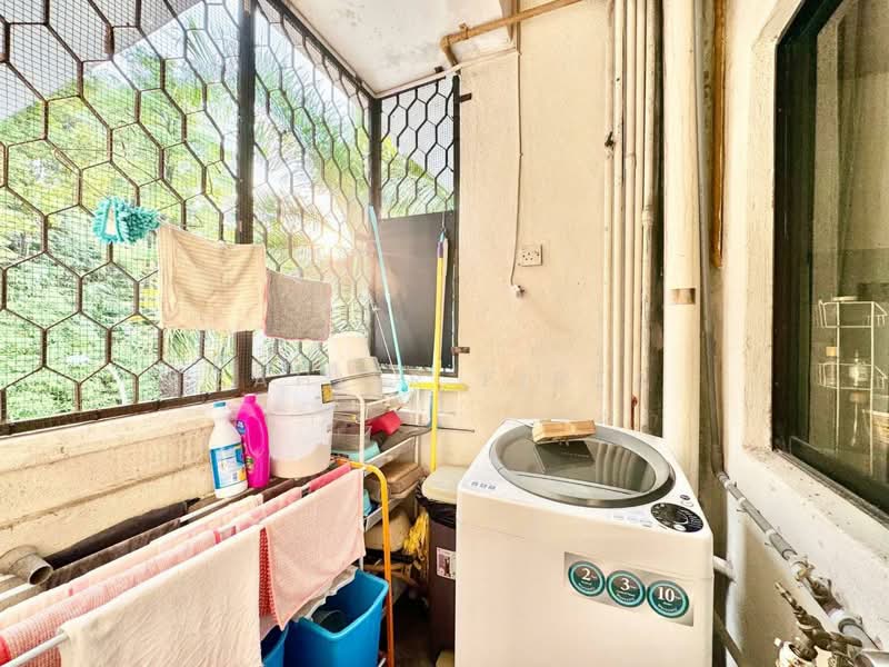 Kondominium untuk Dijual di Waizuri 2 - Zahier Firza - Balcony - PropertyGuru.com.my