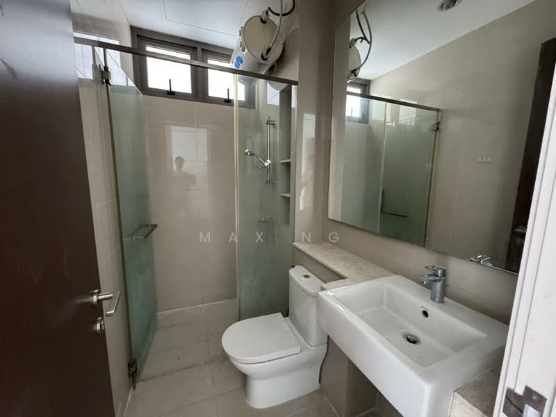 Rumah Teres 3 Tingkat untuk Dijual di Gelugor (Penang) - Max Ng - Bathroom - PropertyGuru.com.my
