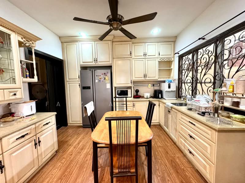 Setia Damai, Setia Alam untuk Untuk Dijual - RM 1,350,000, Apr 2026 - Kitchen - PropertyGuru.com.my