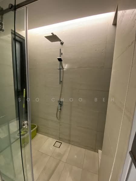 Servis Apartment untuk Dijual di Lumi Tropicana Serviced Residence - Cecilia Beh - Bathroom - PropertyGuru.com.my