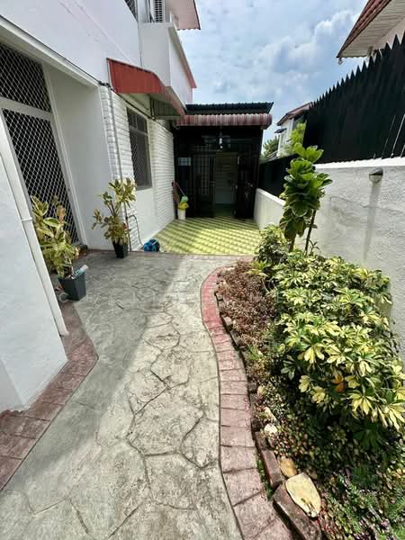 Island Park untuk Untuk Dijual - RM 1,880,000, Apr 2026 - Exterior - PropertyGuru.com.my