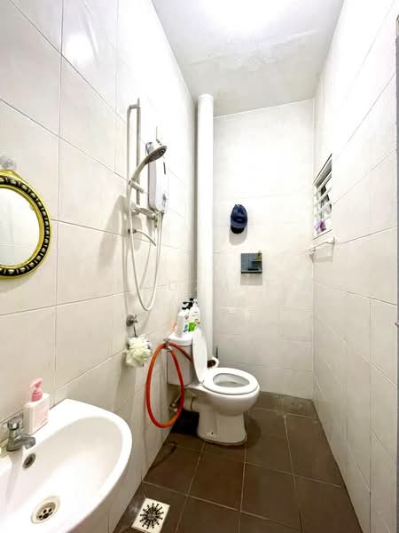 Apartment for Sale at Puncak Saujana - Nadzmie Nasir - Bathroom - PropertyGuru.com.my
