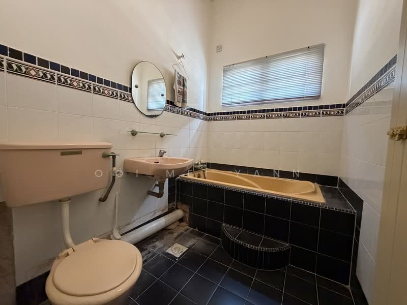 Taman Rapat Perdana untuk Untuk Dijual - RM 370,000, Apr 2026 - Bathroom - PropertyGuru.com.my