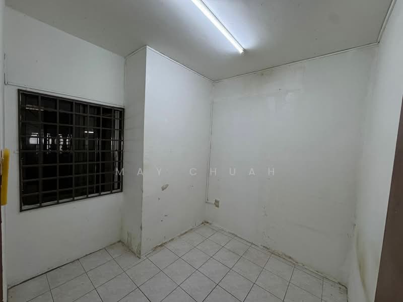 2-storey Terraced House for Sale in Taman Bukit Mewah (Tampoi) - May Chuah - Interior - PropertyGuru.com.my