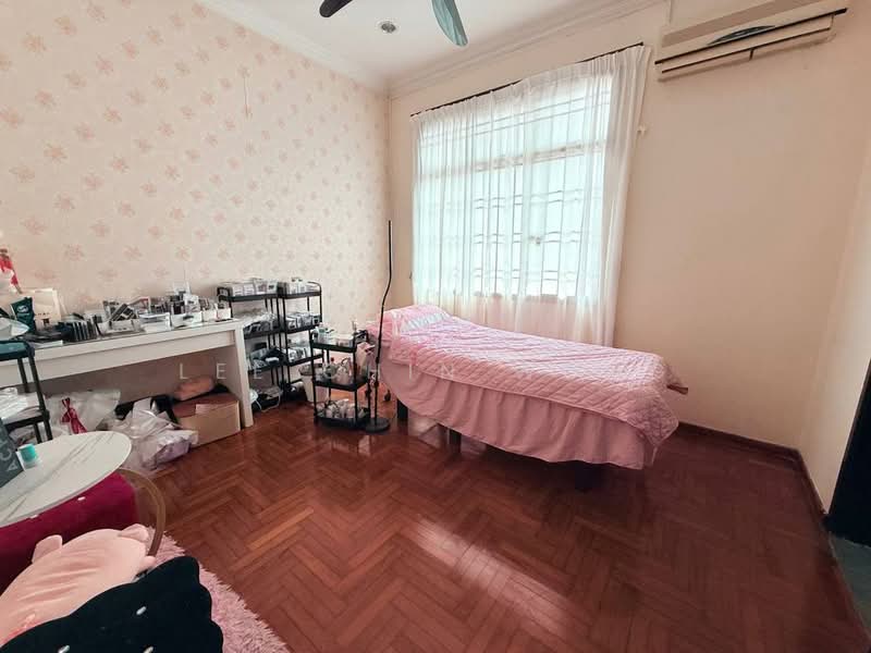 2-storey Terraced House for Sale in Johor Bahru (Johor) - Lee Chin Wong - Bedroom - PropertyGuru.com.my