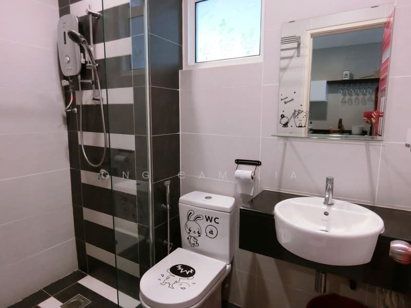 Apartment for Sale at Central Residence @ Sungai Besi - Ong Camelia - Bathroom - PropertyGuru.com.my