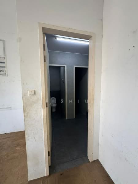 Factory for Rent in Senai (Kulai) - Yee Shiuen - Bathroom - PropertyGuru.com.my