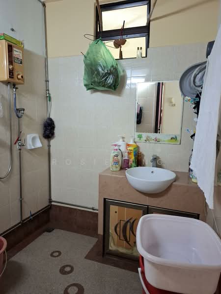 Condominium for Sale at Penhill Perdana Condominium - Rosie Ang - Bathroom - PropertyGuru.com.my