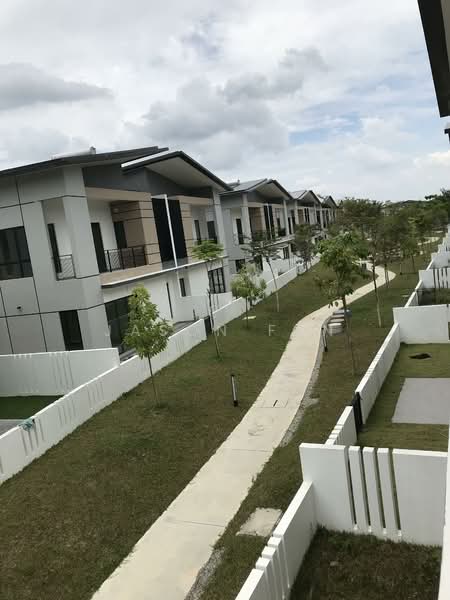 Semi-Detached House for Sale in Telok Panglima Garang (Selangor) - Jason Fan - Exterior - PropertyGuru.com.my