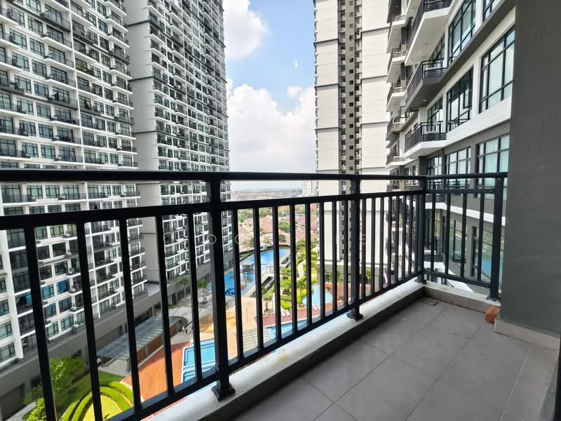 Servis Apartment untuk Dijual di Molek Regency - Coco Lee - Balcony - PropertyGuru.com.my