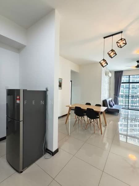 Servis Apartment untuk Dijual di Molek Regency - Fennie Chua - Living Room - PropertyGuru.com.my