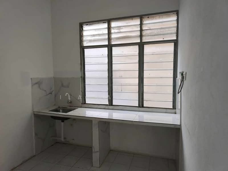 1-storey Terraced House for Sale in Sungai Jawi (Penang) - Ila Fazilah - Kitchen - PropertyGuru.com.my