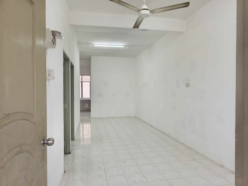 1-storey Terraced House for Sale in Sungai Jawi (Penang) - Ila Fazilah - Hall - PropertyGuru.com.my