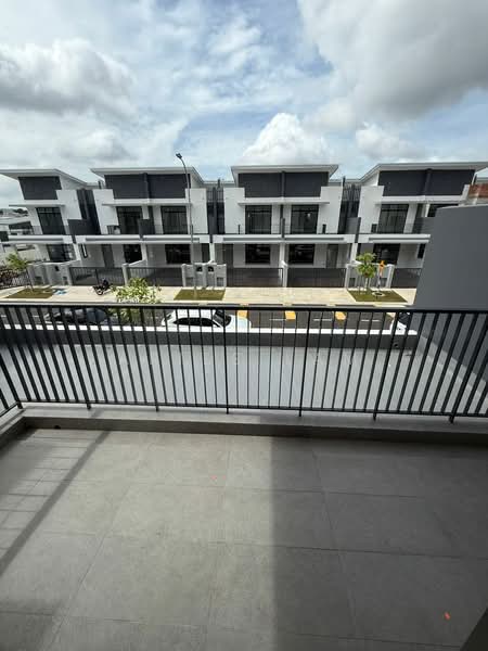 Rumah Teres untuk Dijual di Taman Ponderosa (Johor Bahru) - Aries Lam - PropertyGuru.com.my