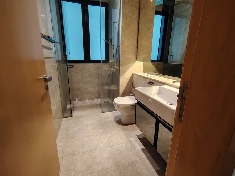 Servis Apartment untuk Disewa di Damansara City Residency (DC Residensi) - Kim Chia - Bathroom - PropertyGuru.com.my