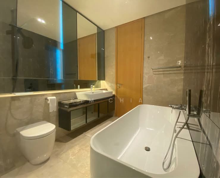 Servis Apartment untuk Disewa di Damansara City Residency (DC Residensi) - Kim Chia - Bathroom - PropertyGuru.com.my