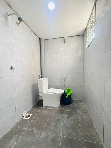 Apartment for Sale at Pangsapuri Mutiara Subang - Fakhrul Shukri - Bathroom - PropertyGuru.com.my