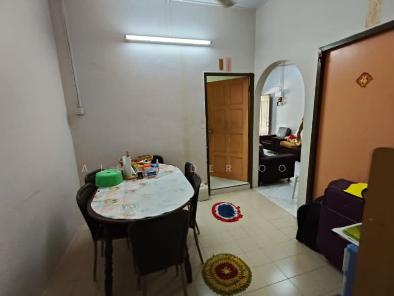 Taman Intan, Jalan Datuk Kumbar untuk Untuk Dijual - RM 185,000, Apr 2026 - Dining Room - PropertyGuru.com.my
