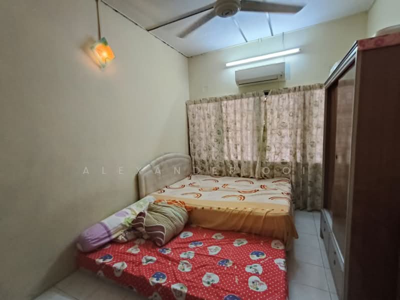 Taman Intan, Jalan Datuk Kumbar untuk Untuk Dijual - RM 185,000, Apr 2026 - Bedroom - PropertyGuru.com.my