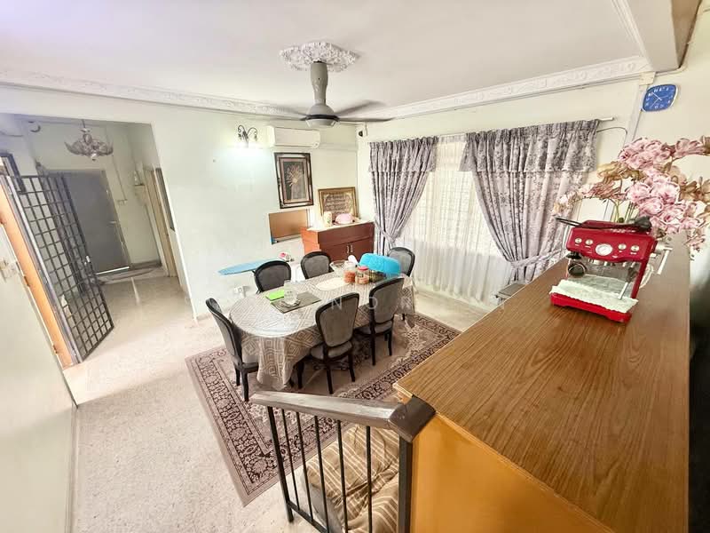 Seksyen 14 untuk Untuk Dijual - RM 2,300,000, Apr 2026 - Dining Room - PropertyGuru.com.my