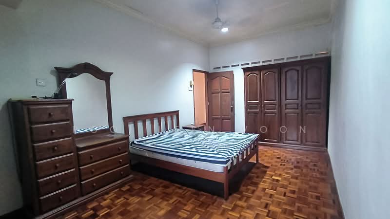 Semi-Detached House for Sale in Taman Pelangi (Johor Bahru) - Pooi Leen Voon - Bedroom - PropertyGuru.com.my
