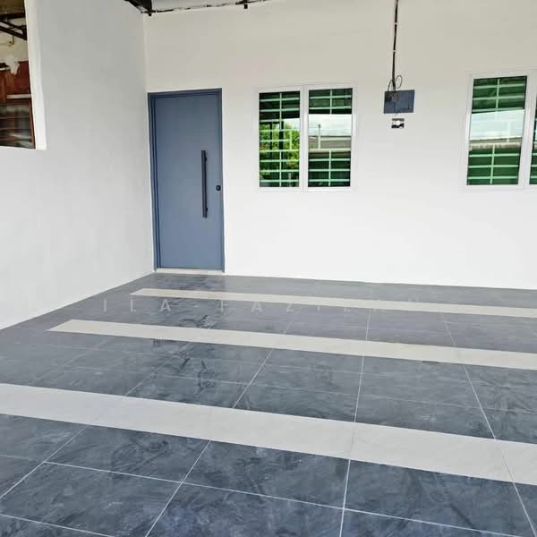 1-storey Terraced House for Sale in Sungai Jawi (Penang) - Ila Fazilah - Entrance - PropertyGuru.com.my